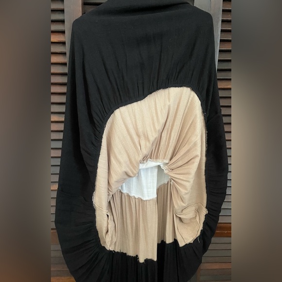 Beautiful Mid Dress Tri-Color. - Picture 8 of 10